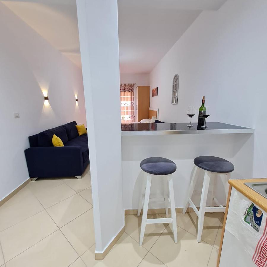 Studio By The Beach - Vlorë Extérieur photo