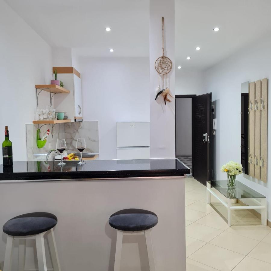 Studio By The Beach - Vlorë Extérieur photo