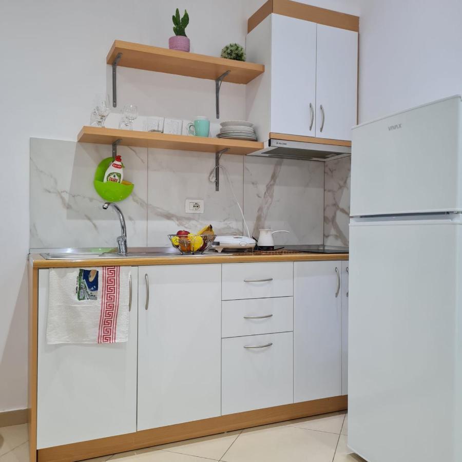 Studio By The Beach - Vlorë Extérieur photo
