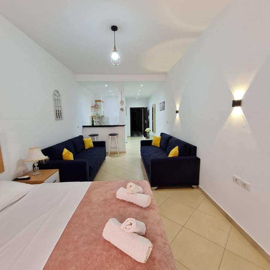 Studio By The Beach - Vlorë Extérieur photo