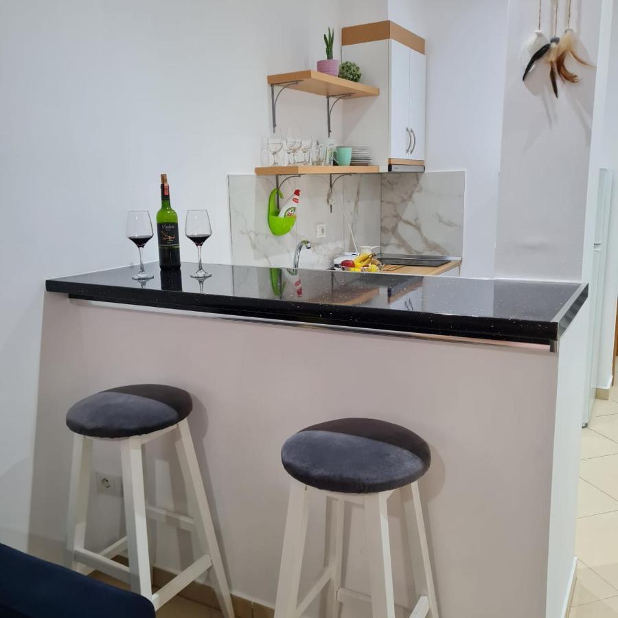 Studio By The Beach - Vlorë Extérieur photo