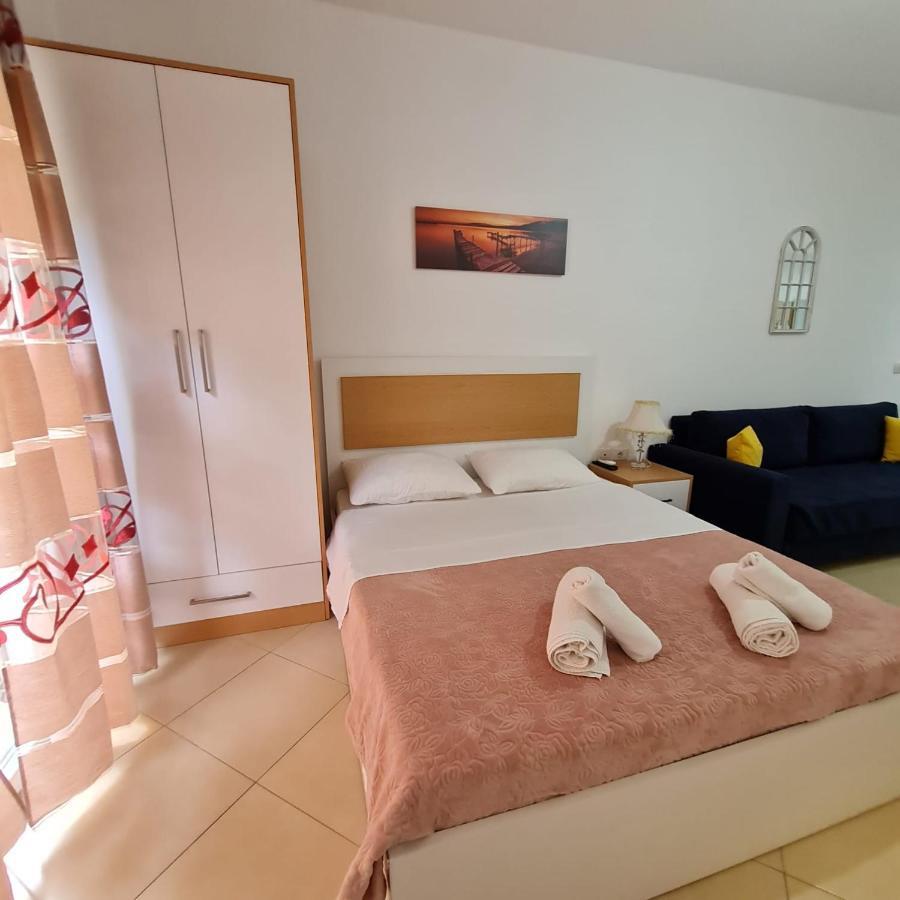 Studio By The Beach - Vlorë Extérieur photo