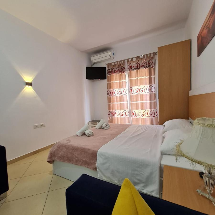 Studio By The Beach - Vlorë Extérieur photo