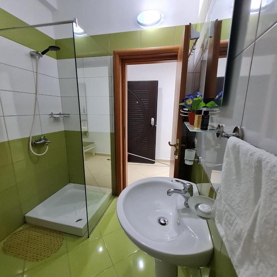 Studio By The Beach - Vlorë Extérieur photo